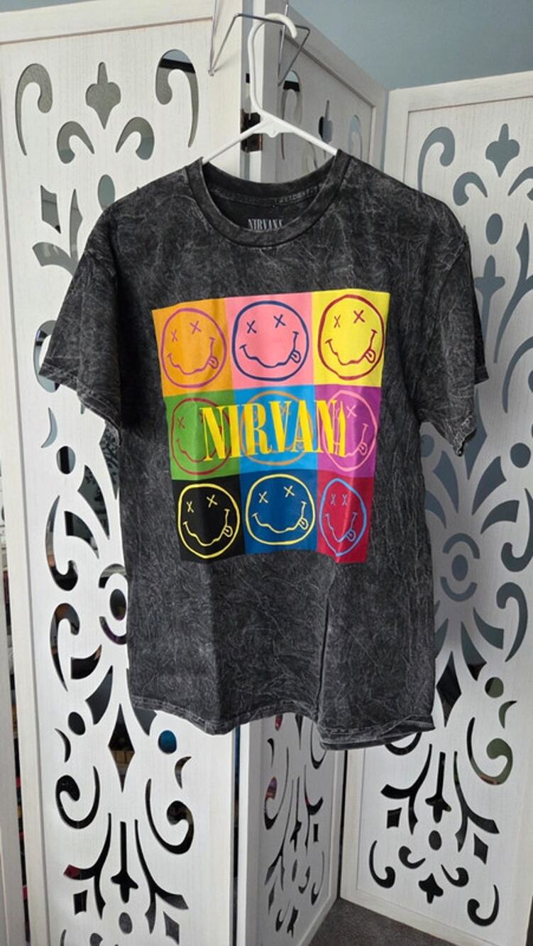 Nirvana Smiley Face Graphic Band Tee Acid Wash Black Shirt Cotton Large nwot